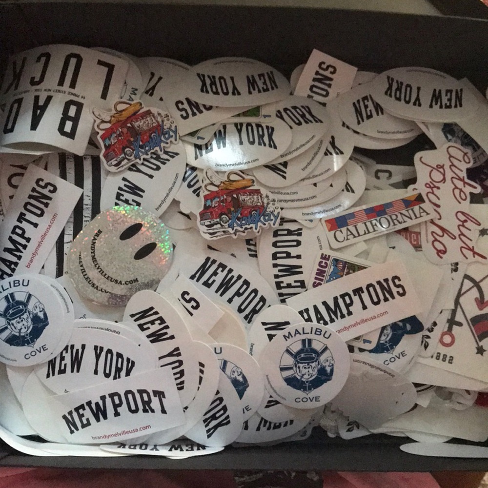 Random bundle of 50 brandy Melville stickers - Picture 2 of 5